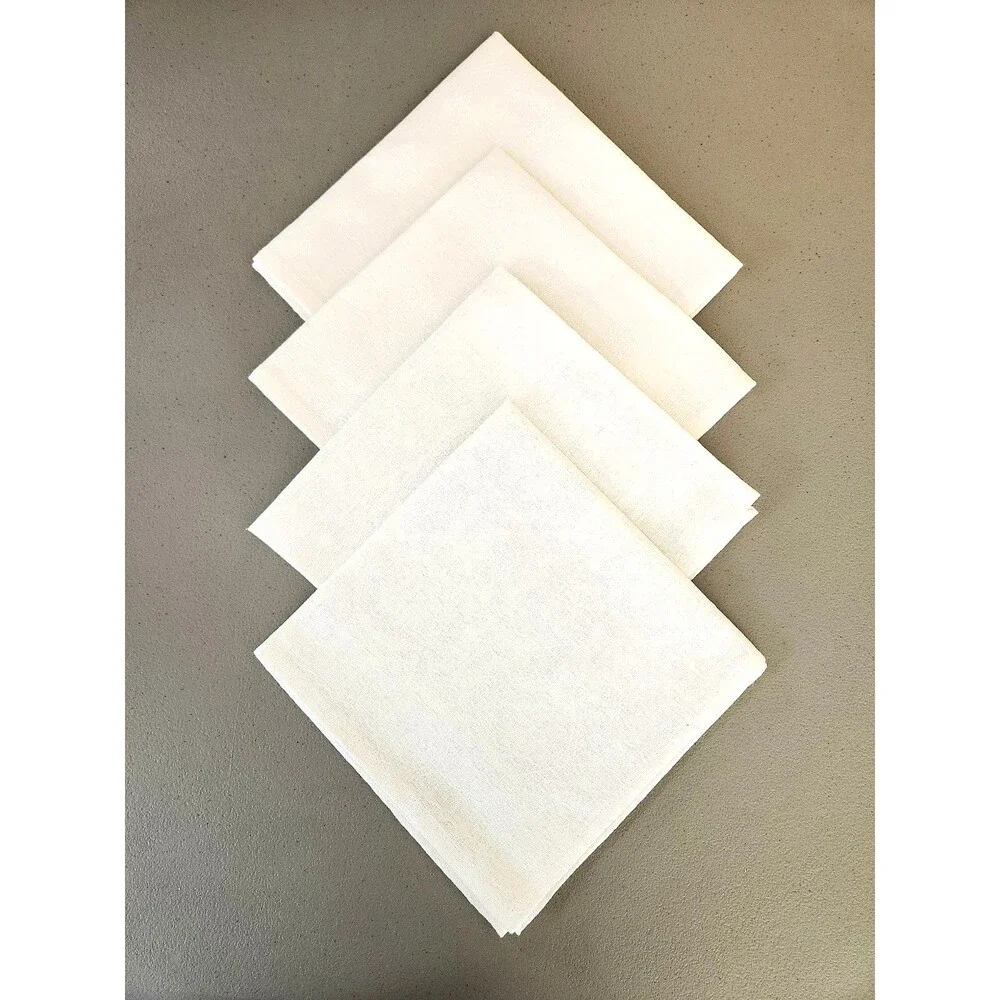 Cottage Classic VTG NWT Set Of 4 Napkins White Linen Blend Woven Flowers #03